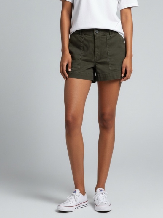 H&M Pants - H&M dark green shorts size 6